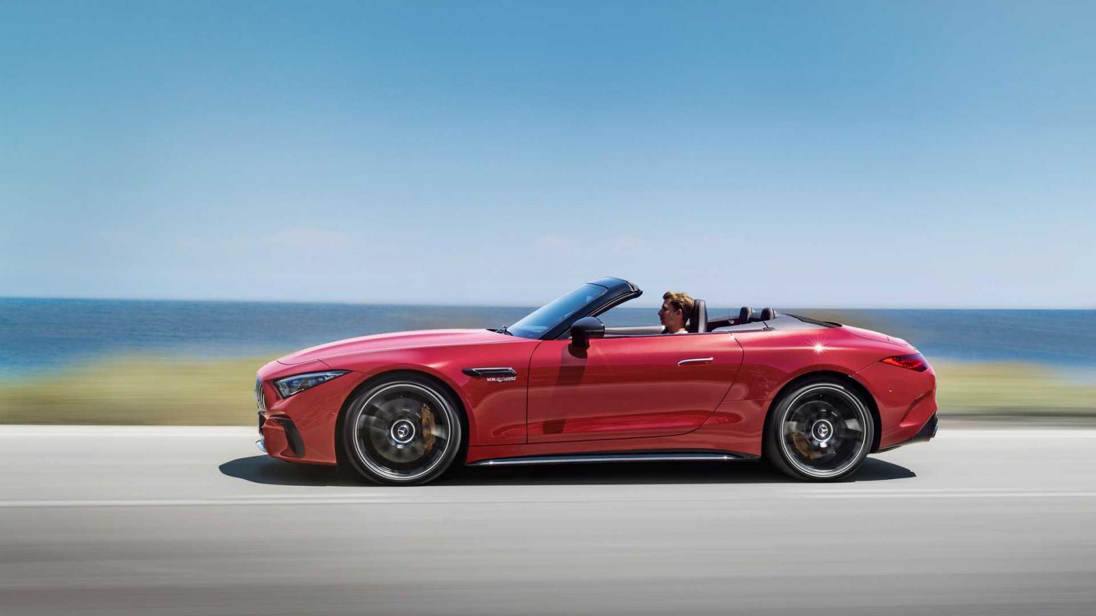 4κίνητη με V8 μοτέρ έως 585 ίππους η νέα Mercedes-AMG SL
